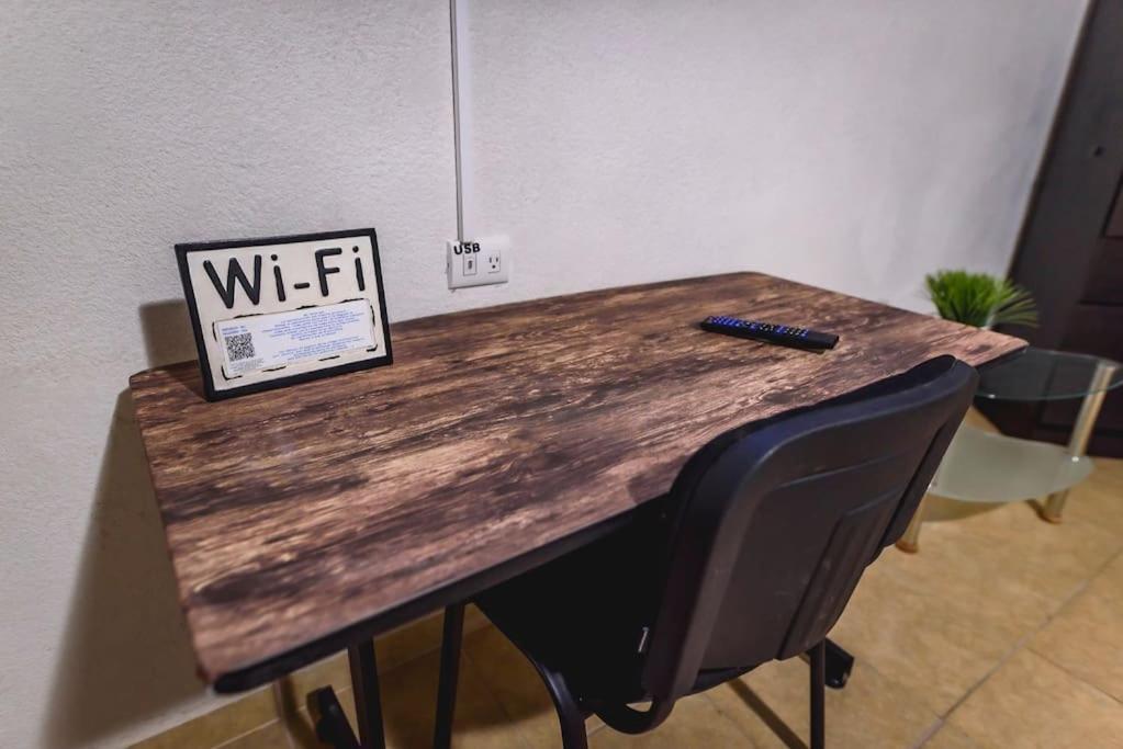 Departamento Comodo centrico Tv Ac wifi cocina parking, letra C Ciudad Valles Esterno foto